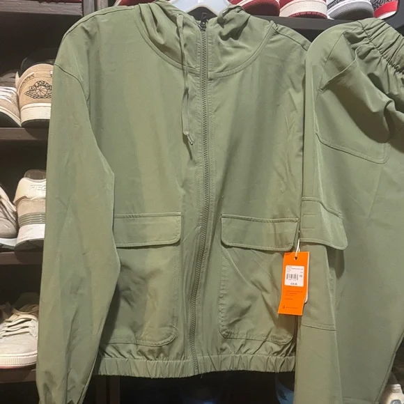 (See description for measurements) Freely Oversized Cargo Hoodie & Jogger Set - Picture 8 of 10